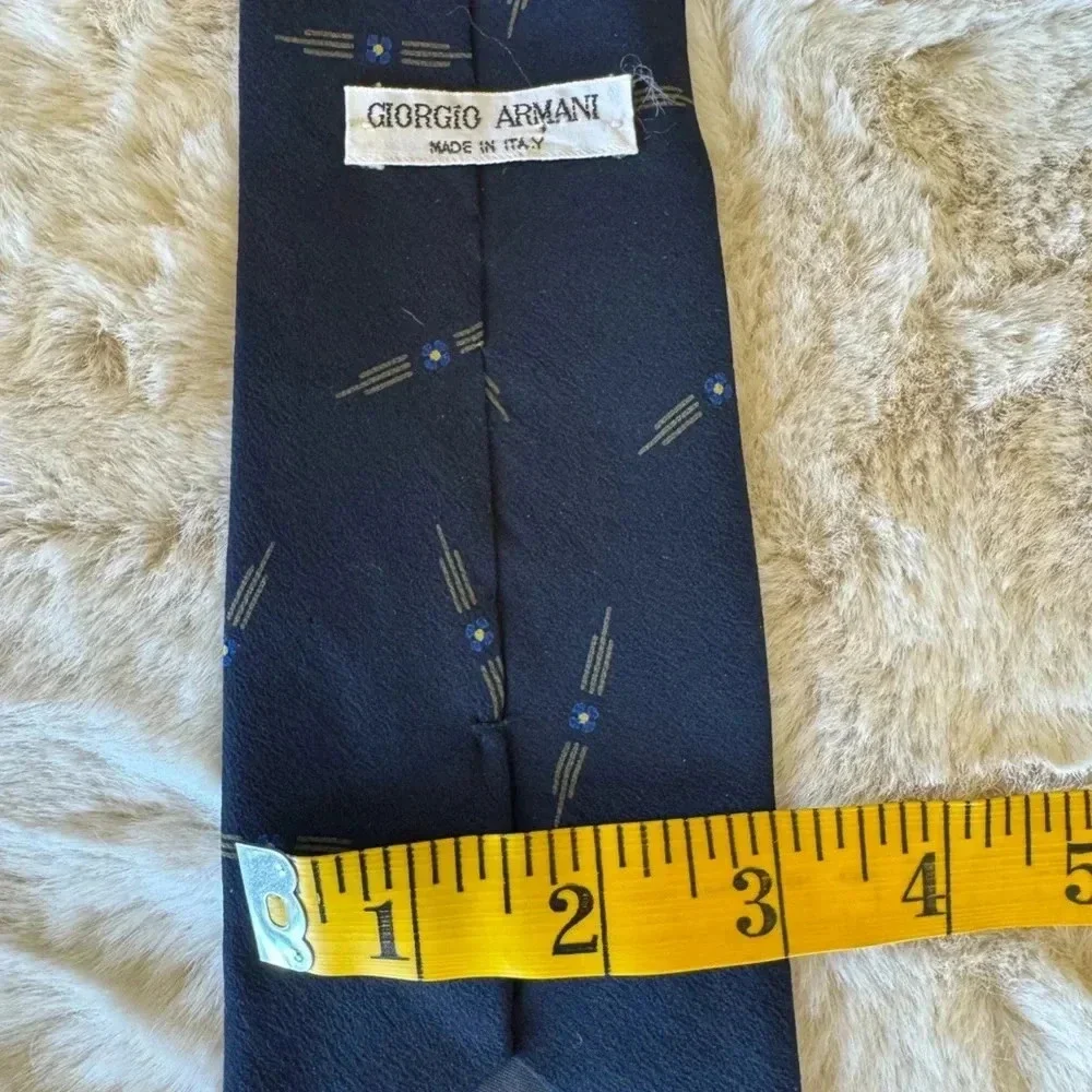 Giorgio Armani 100% Silk Tie Made in Italy Dark Blue with Green Y2K Vintage